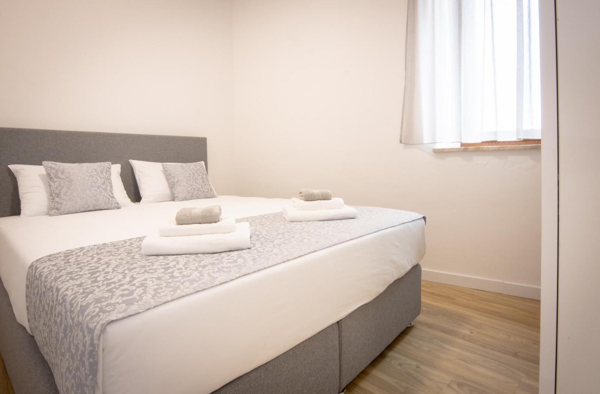 Bed & Breakfast Portun In The Center Baska Voda Bagian luar foto