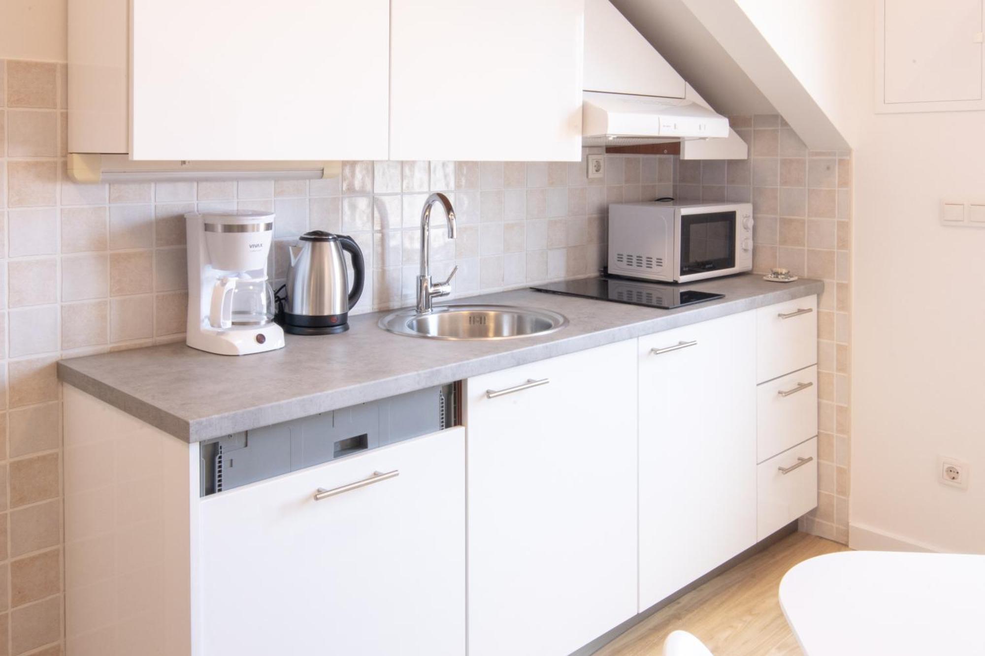 Bed & Breakfast Portun In The Center Baska Voda Bagian luar foto